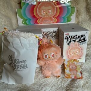 POP MART The Monsters Labubu Big Into Energy “HAPPINESS” Keychain 100% Authentic